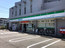 ファミリーマート白山二丁目店