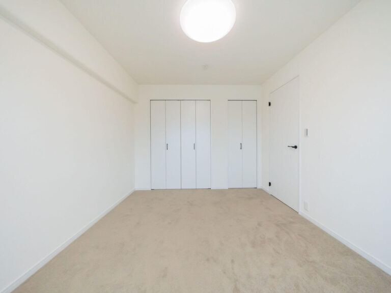 【洋室】約6.1帖