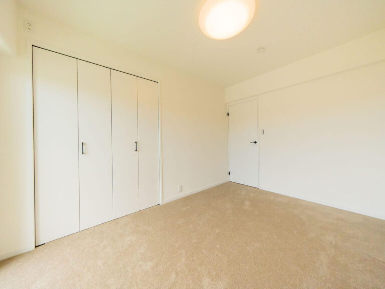 【洋室】約6.0帖