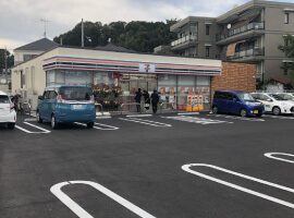 セブンイレブン横浜師岡町店