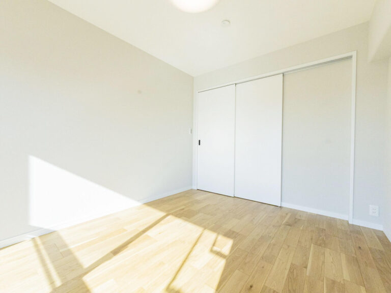 【洋室】約6.0帖