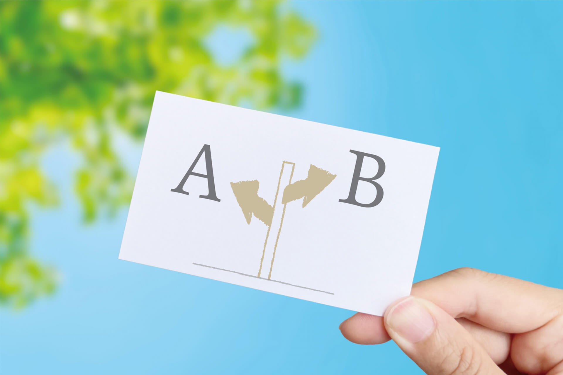 横浜で専任媒介と一般媒介を比較するイメージ（A・Bの比較カード）