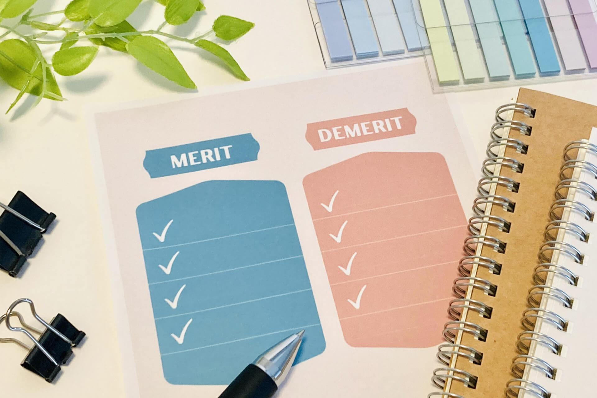 専任媒介と一般媒介の違いを比較するイメージ（メリット・デメリットの整理）