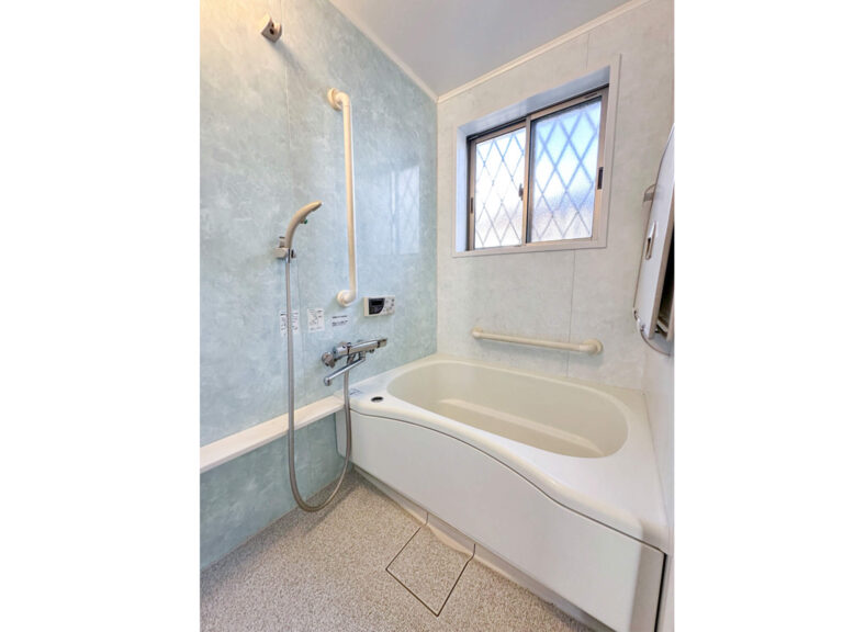 【バスルーム】