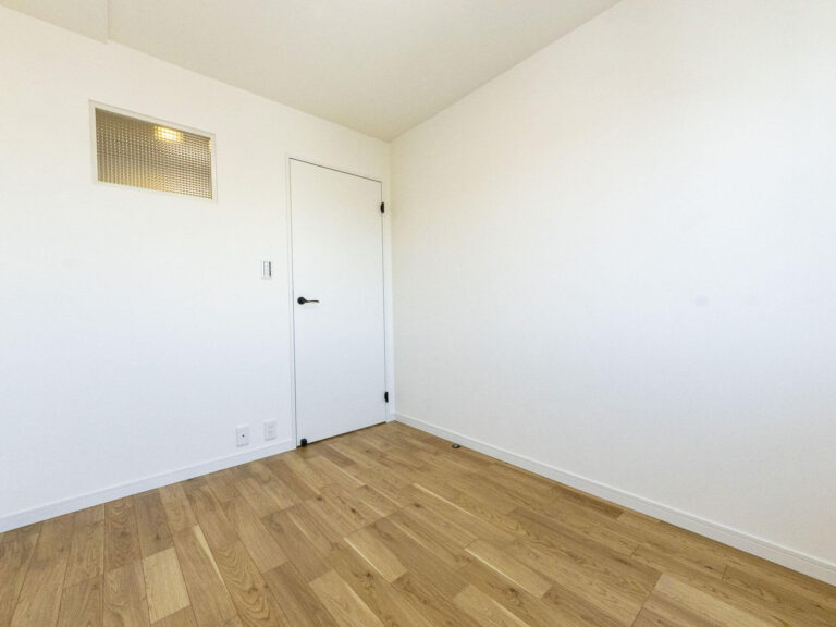 【洋室】約3.9帖