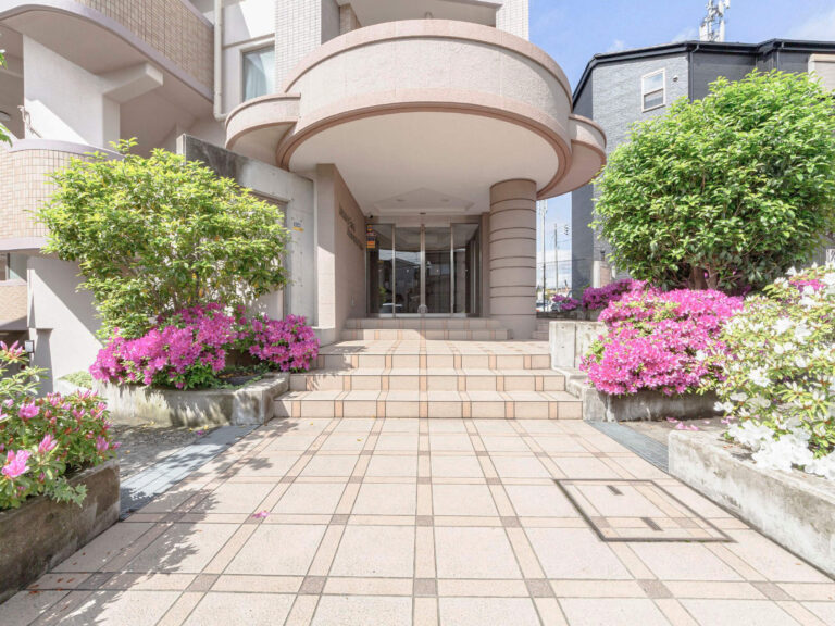 【エントランス】