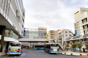 久里浜駅のバスターミナル