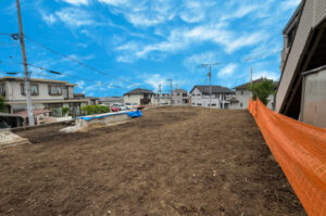 整形地で建築プランが立てやすい売地現地写真（緑区鴨居7丁目）