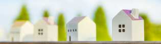 理想の住まい探しをイメージした住宅模型