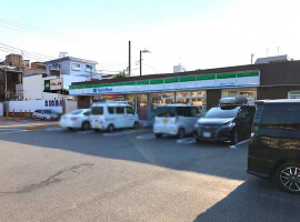 [コンビニ]ファミリーマート磯子丸山二丁目店まで655m(徒歩9分)